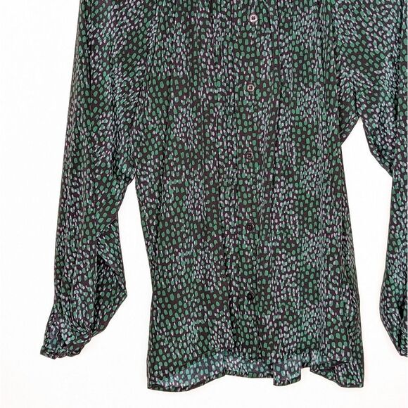 Tucker The Classic Blouse Emerald Spots in Silk Crepe de Chine - Picture 5 of 10